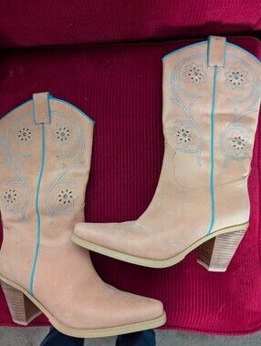 Women's Tan Western Boots with Turquoise Teal Accents